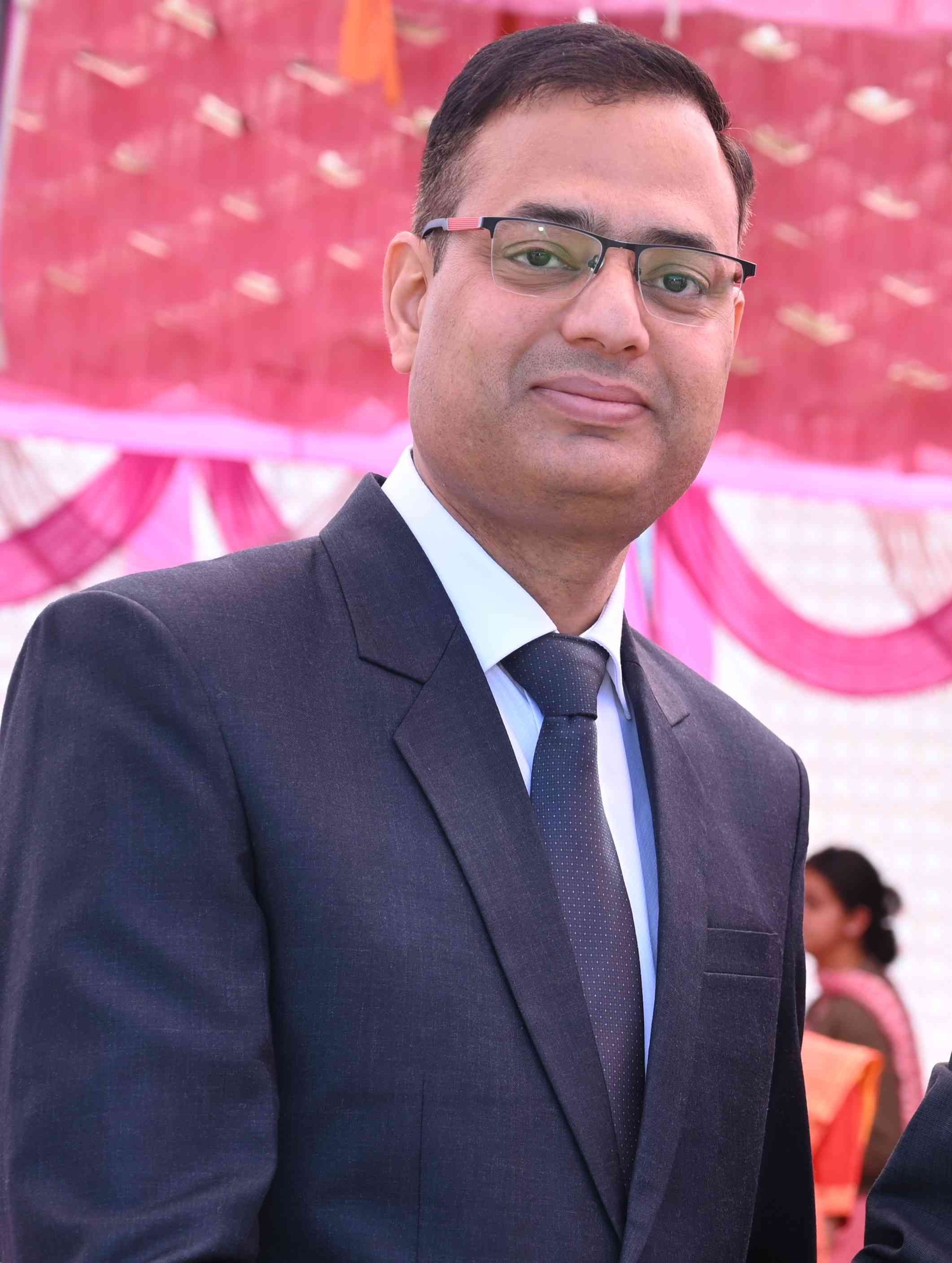 Dr. Vikas Thakur
